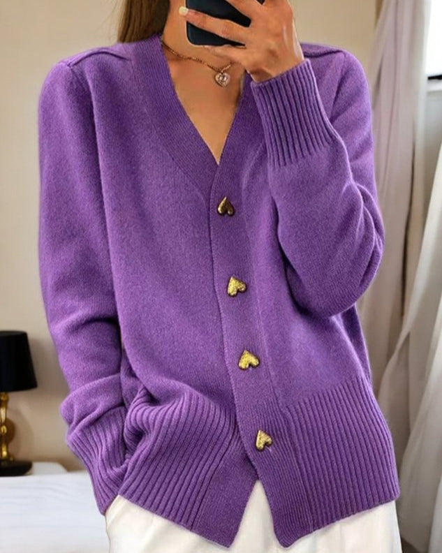 Élan Urbain™ | Cardigan élégant avec boutons en forme de cœur