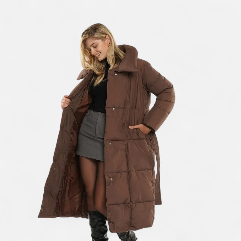 Élan Urbain™ | Doudoune longue ceinturée avec col large pour femme