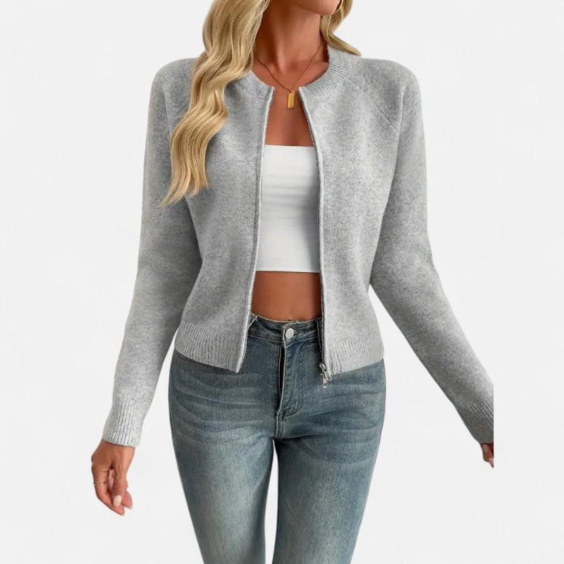 Élan Urbain™ | Cardigan élégant en fausse fourrure pour femme