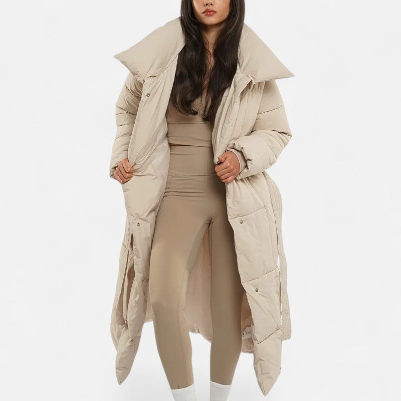 Élan Urbain™ | Doudoune longue ceinturée avec col large pour femme
